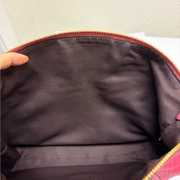 Coach Fuchsia Pebble Leather Shoulder Bag with Gold Accents - Picture 9 of 10